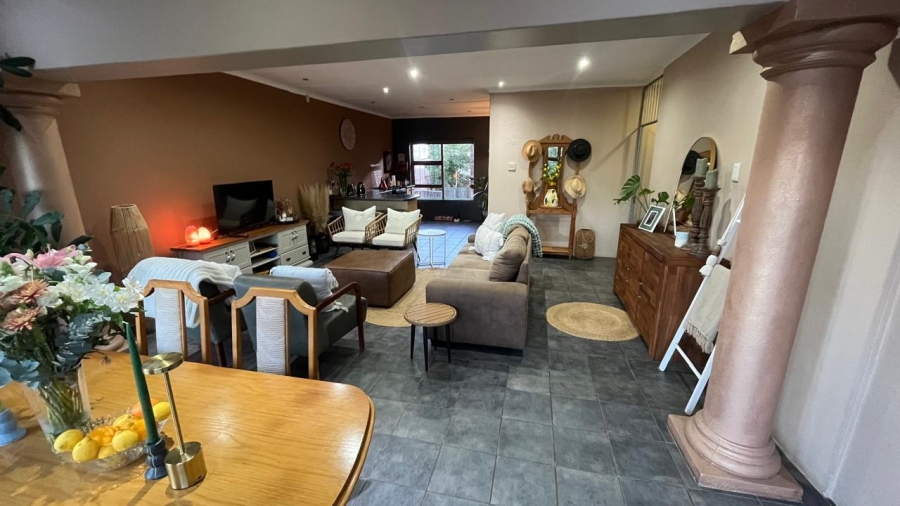 3 Bedroom Property for Sale in Noorsekloof Eastern Cape
